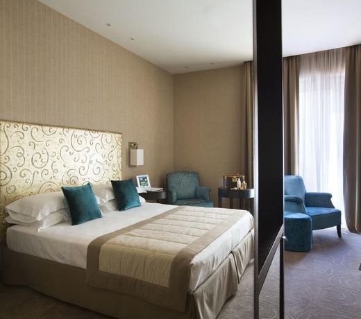Park Hotel