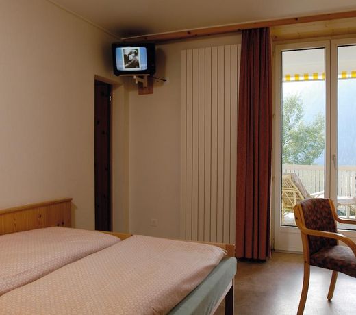 Davos Youth Hostel
