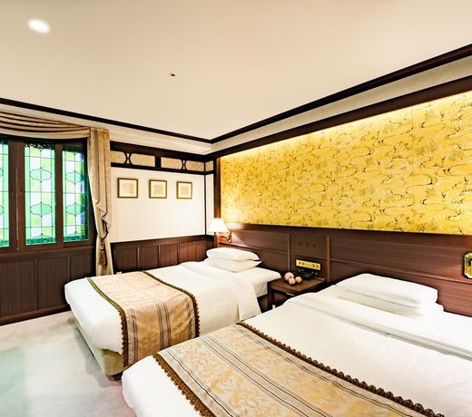 Kanazawa Hakuchoro Hotel Sanraku