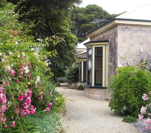 Holly Milligan Guesthouse