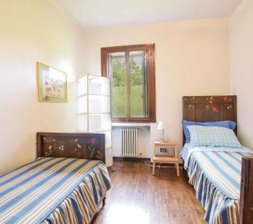 Palazzetto 2