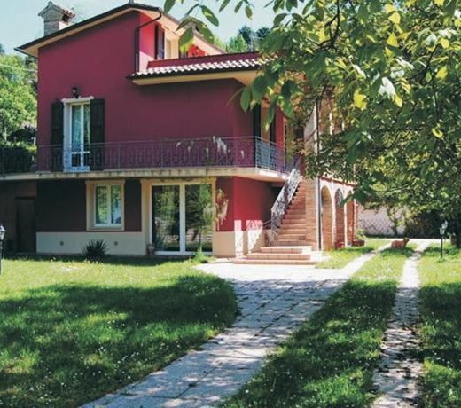 Holiday Home Via Colombara