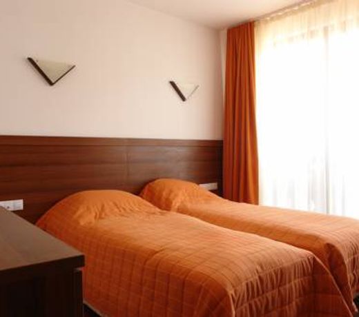 Winslow Infinity Aparthotel