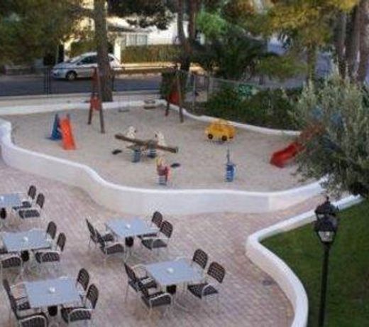 LAGOON CENTER