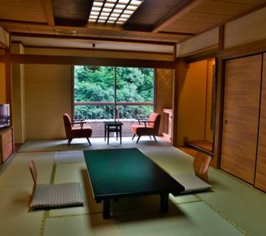 Hananosato Onsen Sansuikan