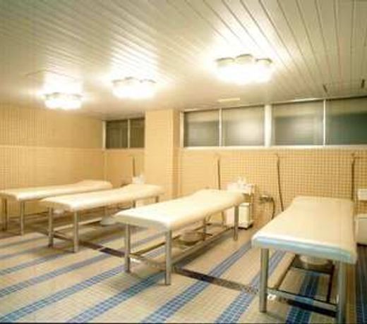 Capsule Hotel Wellbe Sakae - Caters to Men