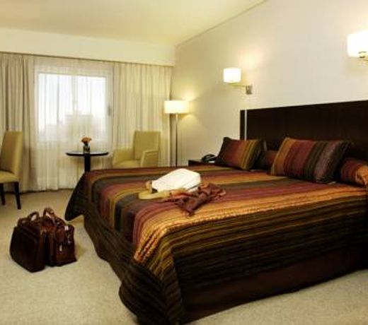Land Plaza Hotel