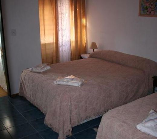 LOS PINOS HOTEL
