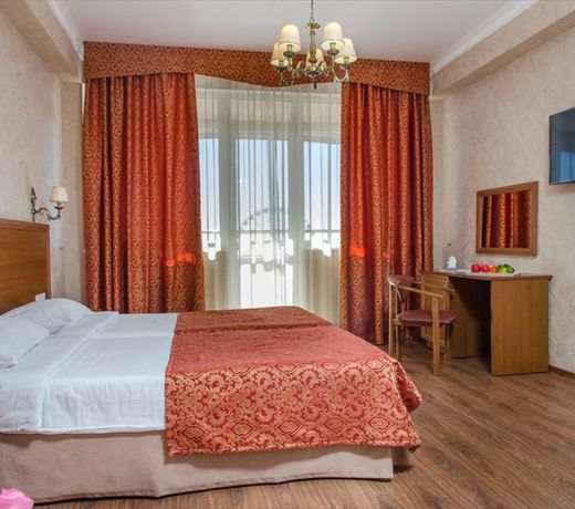 Liberty Fly Hotel