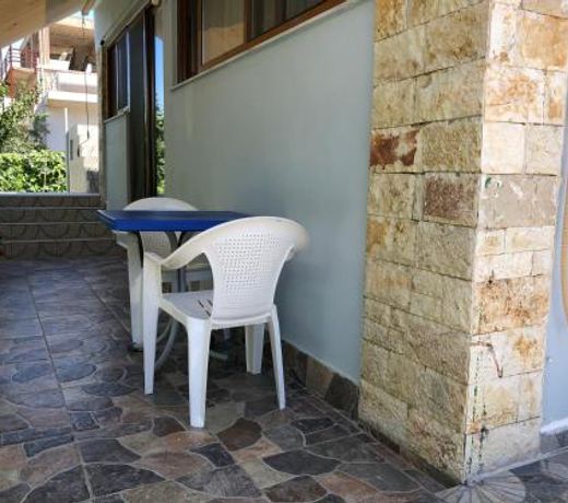 Eraldo Brahimi Apartaments