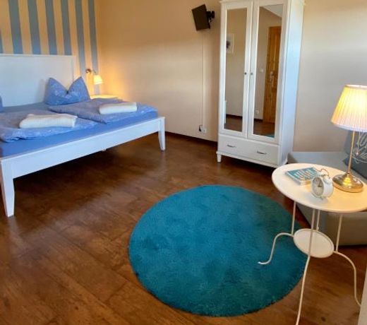 Ferienwohnung "Alter Gutshof" Huhnergott
