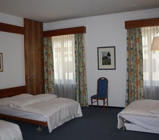 Enjoy 1313AG Hotel Touring