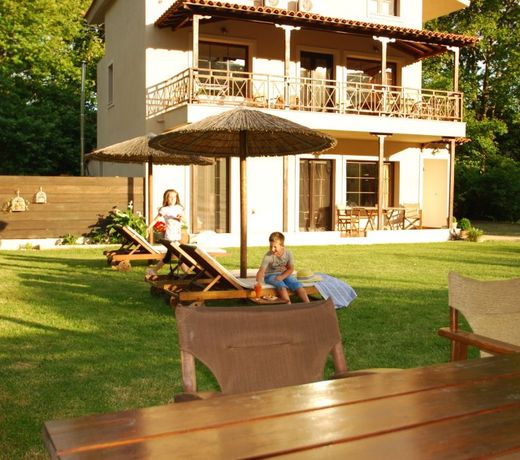 Jasmin Apartments