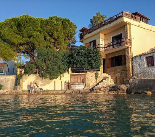 Nikos Panagiotareas House