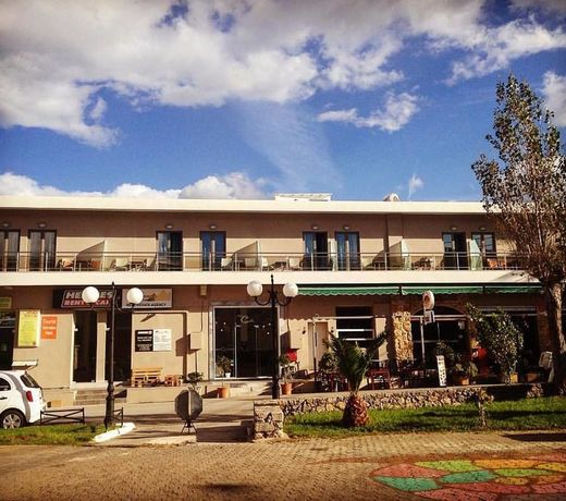 Castell Hotel