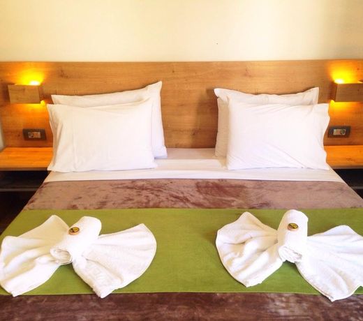 Castell Hotel