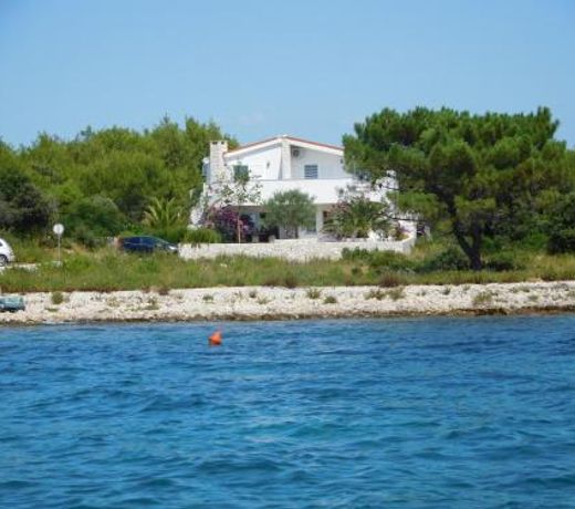 Mirakul Apartments