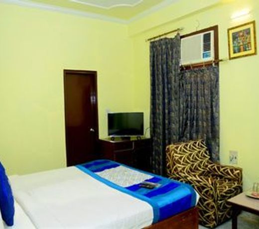 OYO Flagship 3071 Hotel Kamesh Hut