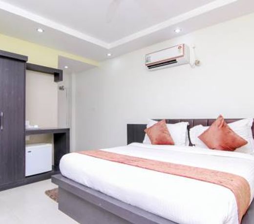 OYO 4036 Hotel Liberty Residency