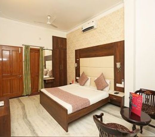 OYO 3540 Hotel Forever Rooms