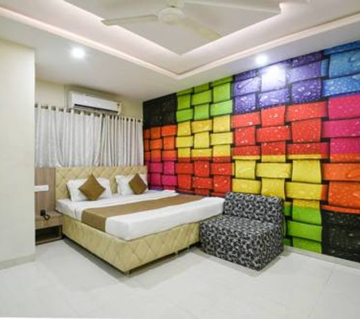 OYO 8997 Angeethi Hotel