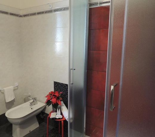 B&B il rosso e il nero