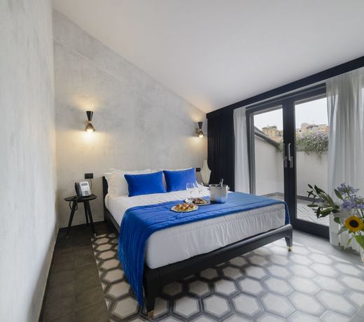 Roma Luxus Hotel