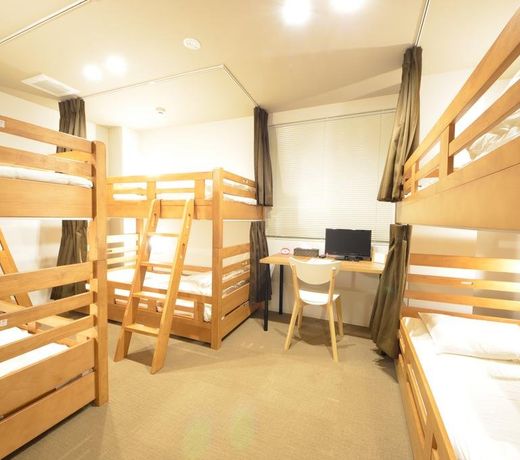 YADOKARI NAMBA HOSTEL
