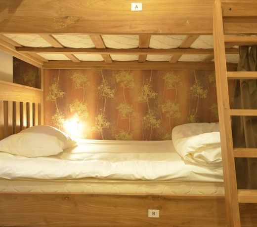 YADOKARI NAMBA HOSTEL