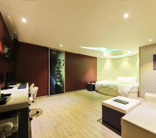 M7 Hotel