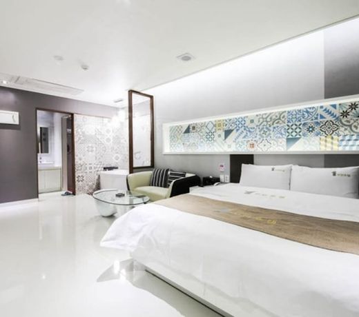Hanam 1st Business Hotel
