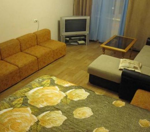 Apartment Kropotkina 11a