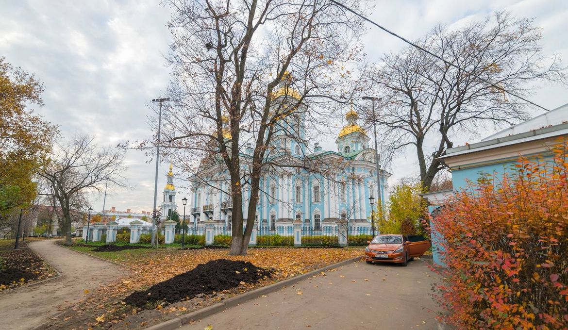 Apartment on Griboedova