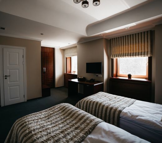 Cruise Hotel