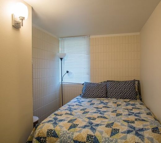 Pats Paradise Unit 604