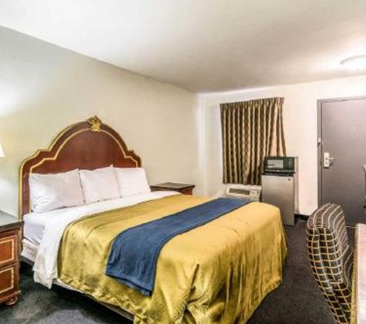 Rodeway Inn