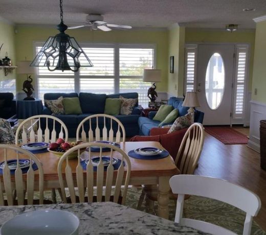 Turtle Cove (formerly Fiddler's Green) 4 Bedroom Home by RedAwning