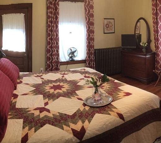 Walnut Lawn Bed and Breakfast
