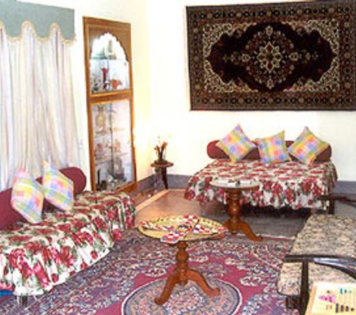 NORA VILLA HOMESTAY
