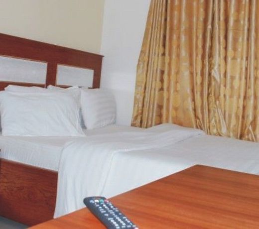 Bimerks Hotels & Suites