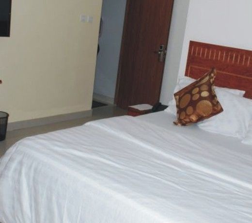 Bimerks Hotels & Suites