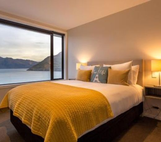 Fifteen by Amazing Accom