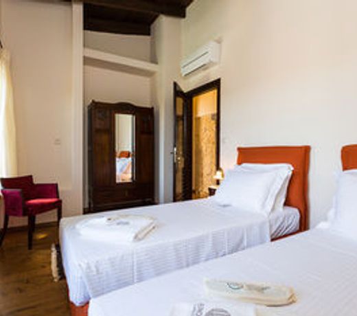 ERONDAS Cretan Country Villas