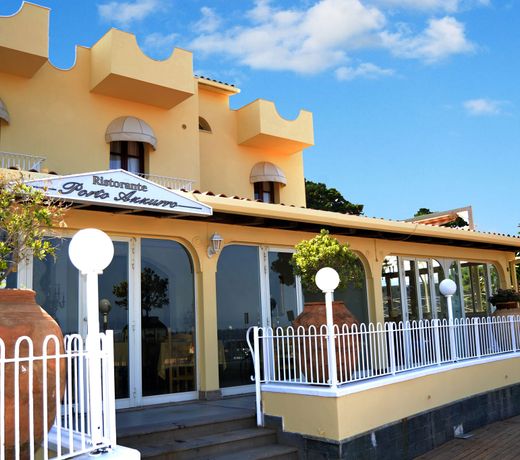 Hotel Porto Azzurro