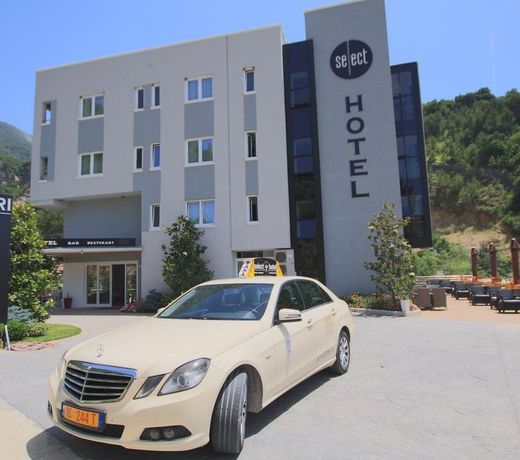 NearBy Hotel
