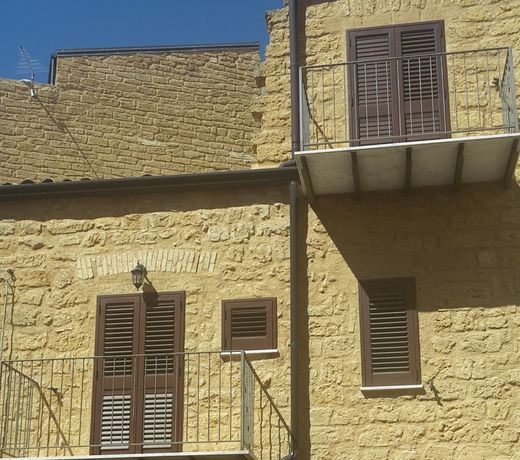 B&B A Due Passi Dal Centro