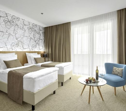 Mond, Resort & Entertainment