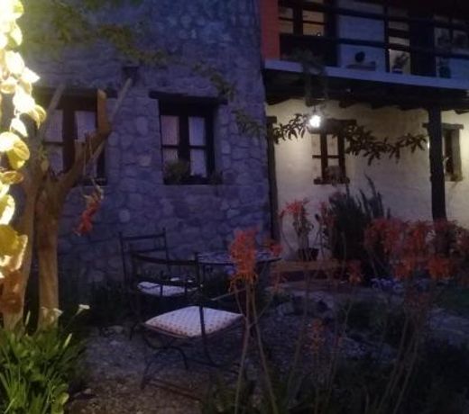 NearBy Hotel