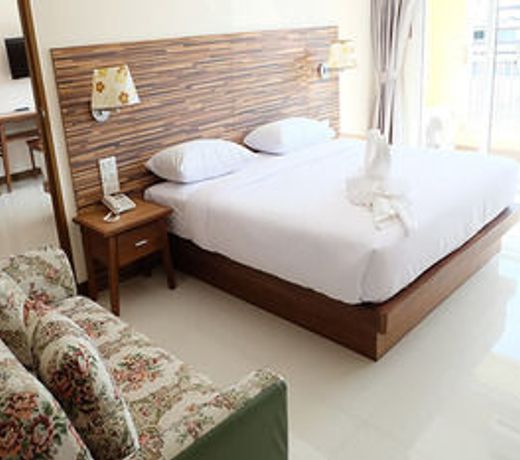 Dhotel Pattaya