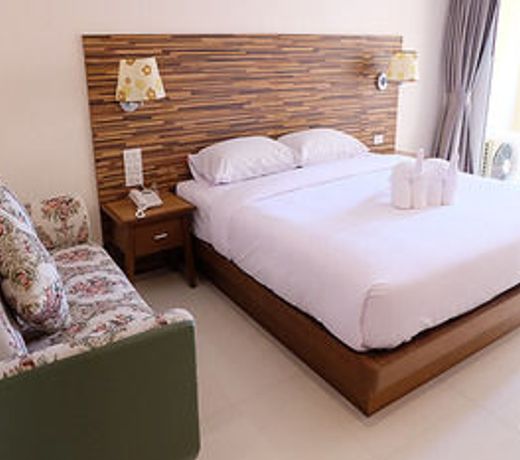 Dhotel Pattaya